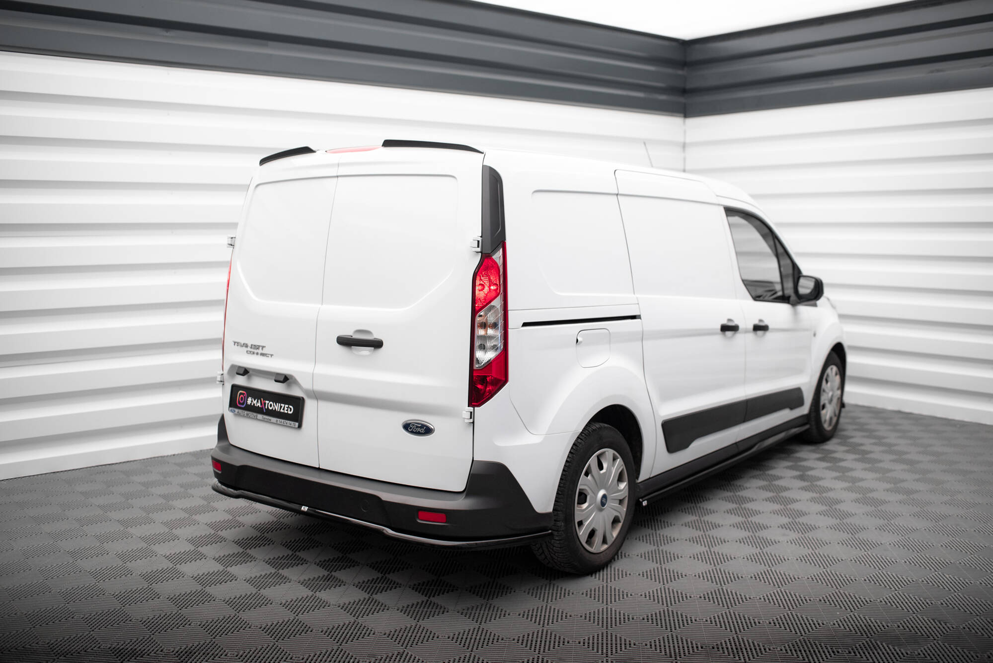 Przedłużenie Spoilera Ford Transit Connect Mk2 Facelift Nasza Oferta