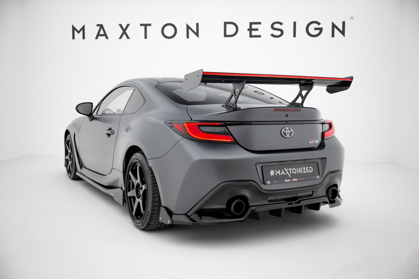 Carbon Spoiler With Internal Brackets Uprights + LED suitable for Toyota GR86 / Subaru BRZ Mk2