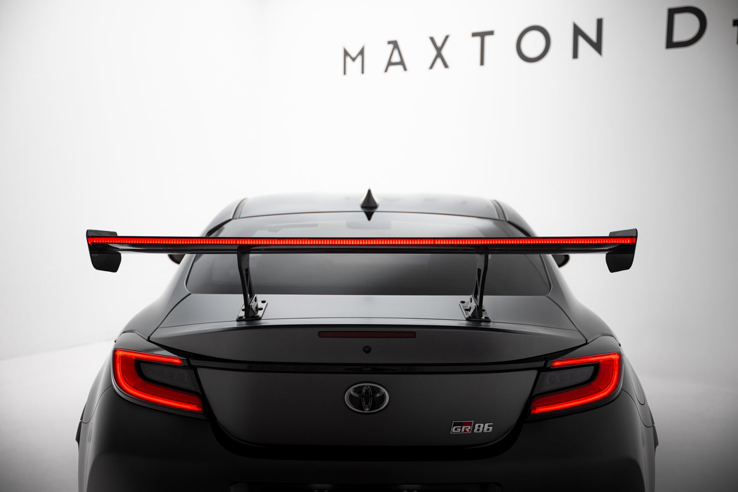 Carbon Spoiler With Internal Brackets Uprights + LED suitable for Toyota GR86 / Subaru BRZ Mk2