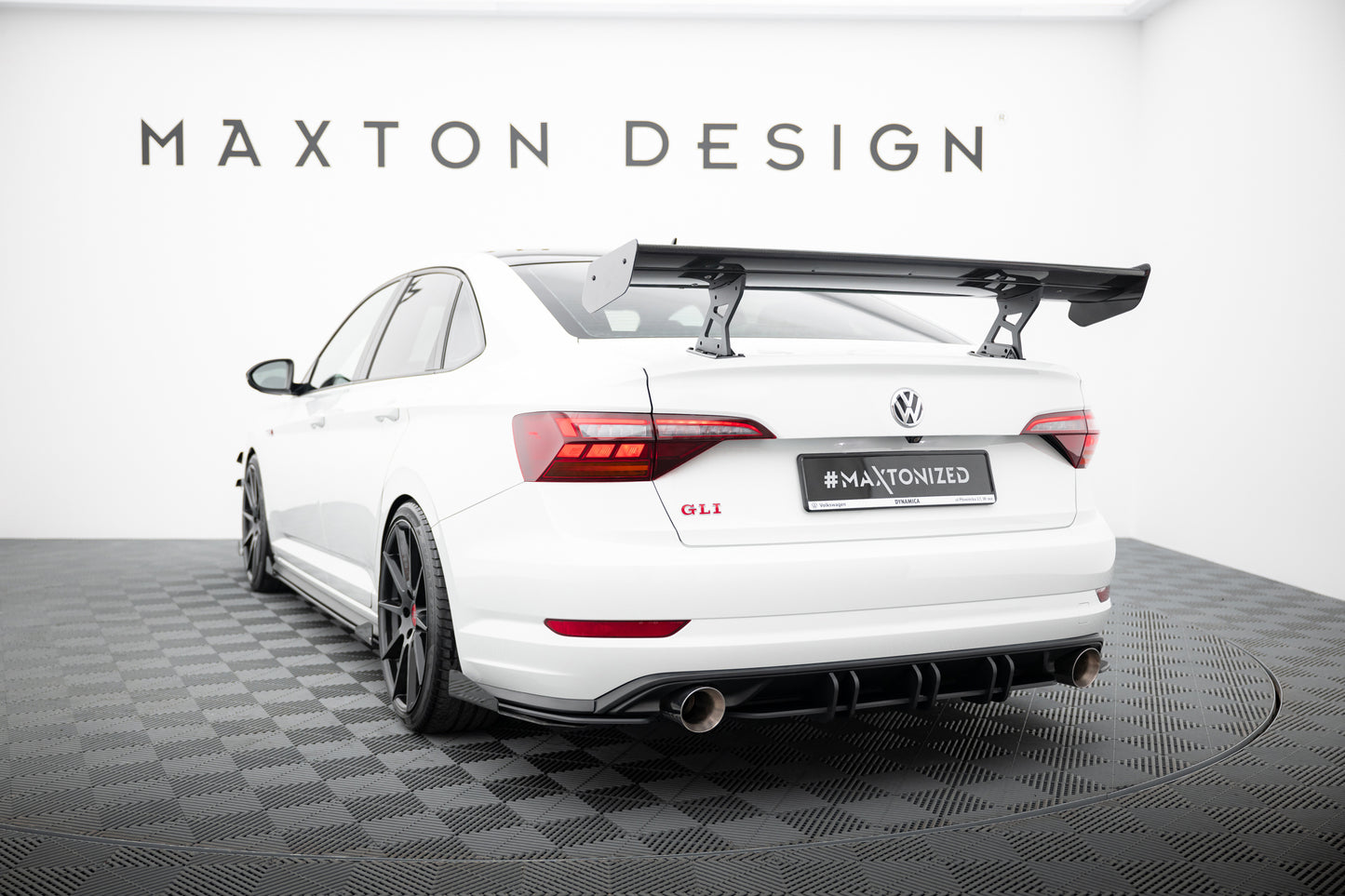 Carbon Spoiler With Internal Brackets Uprights  suitable for Volkswagen Jetta GLI Mk7