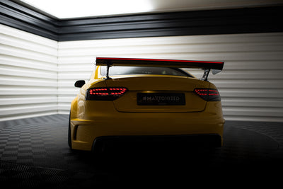 Karbonowy Spoiler Z Zewnętrznymi Wspornikami + LED pasujący do Audi A5 Coupe 8T