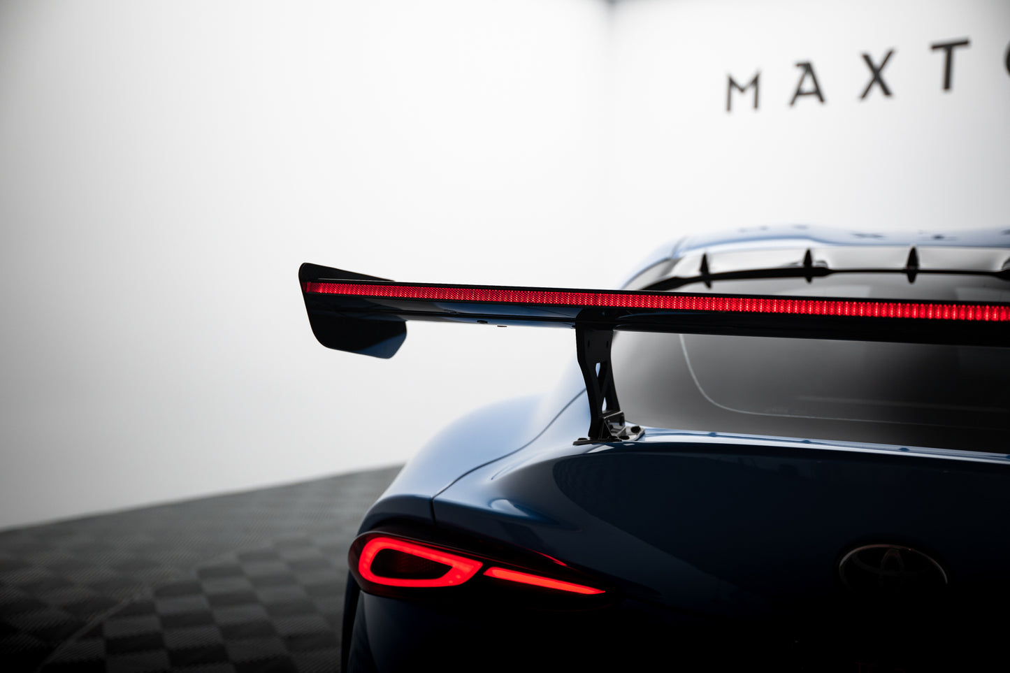 Carbon Spoiler With External Brackets Uprights + LED suitable for Toyota Supra Mk5