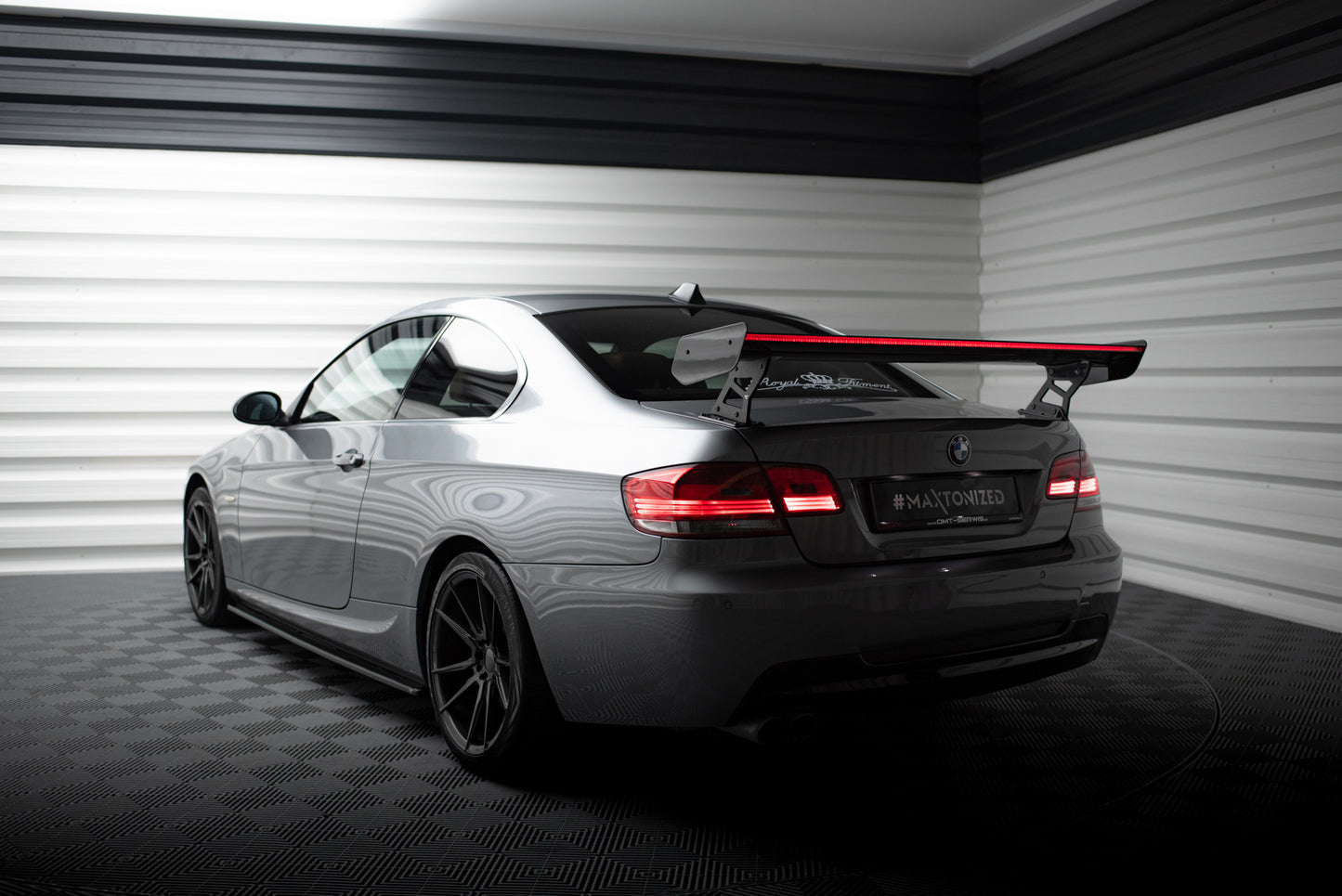 Carbon Spoiler With External Brackets Uprights + LED suitable for BMW 3 / M3 Coupe E92