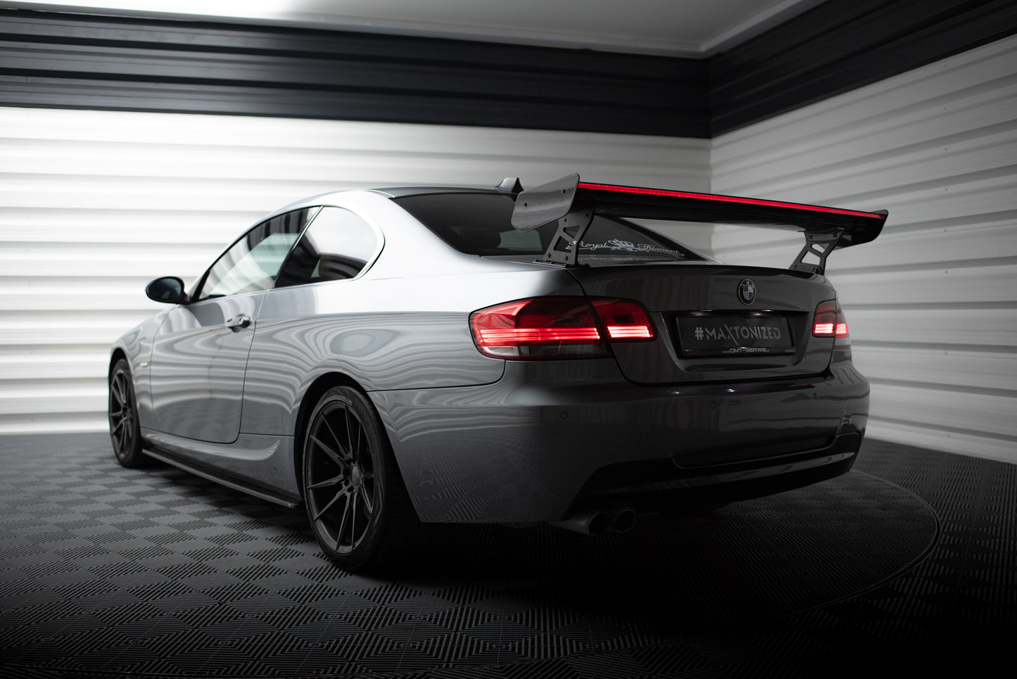 Carbon Spoiler With External Brackets Uprights + LED suitable for BMW 3 / M3 Coupe E92