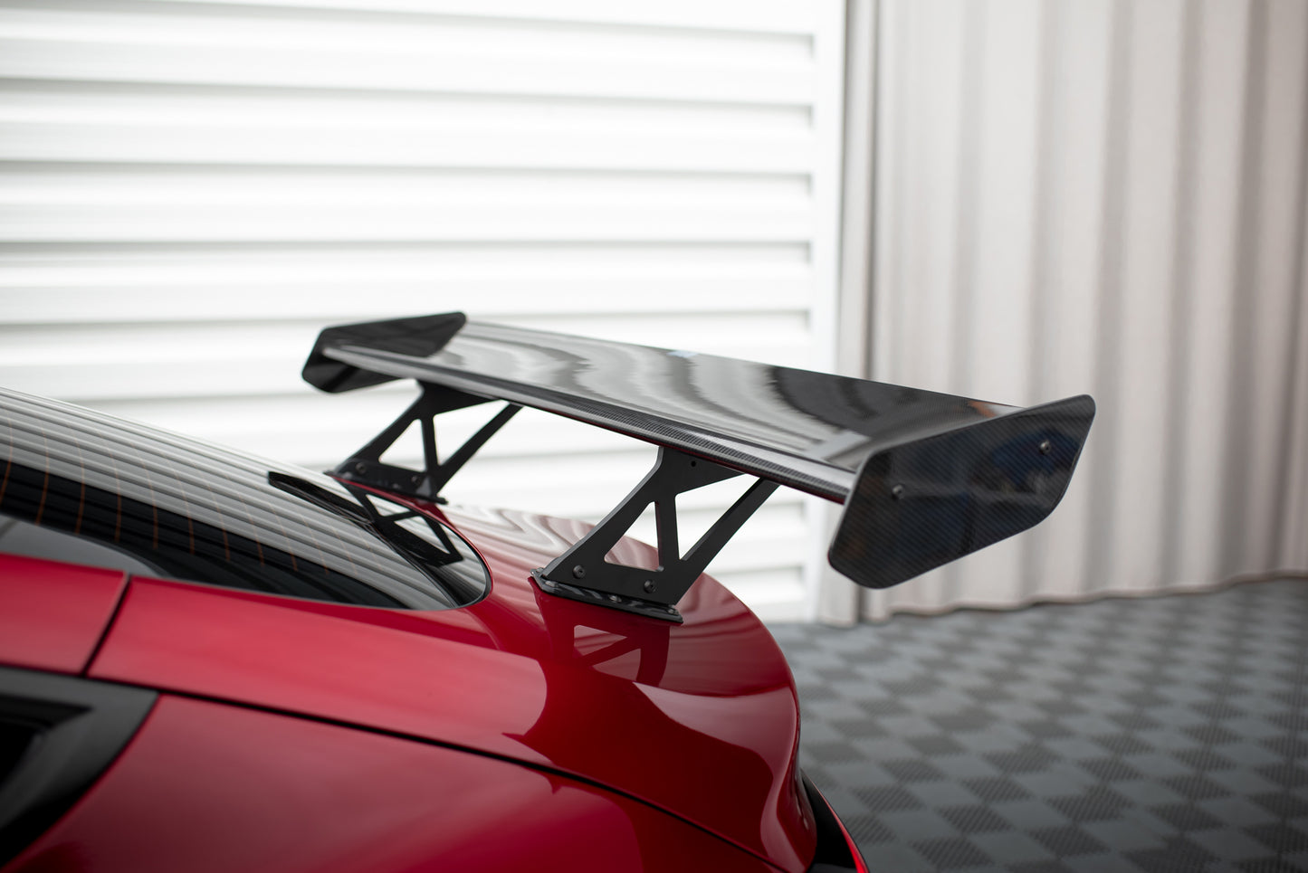 Carbon Spoiler  Tesla Model 3