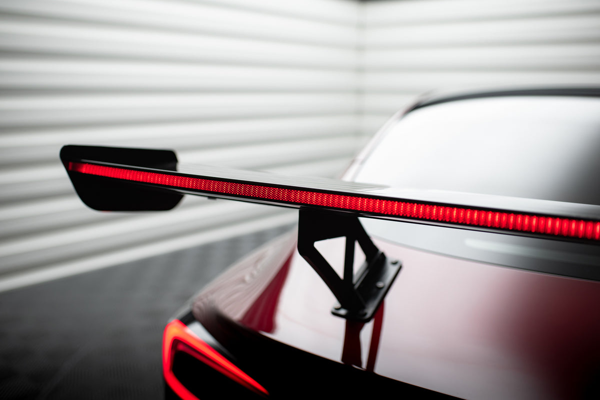 Karbonowy Spoiler + LED pasujący do Tesla Model 3