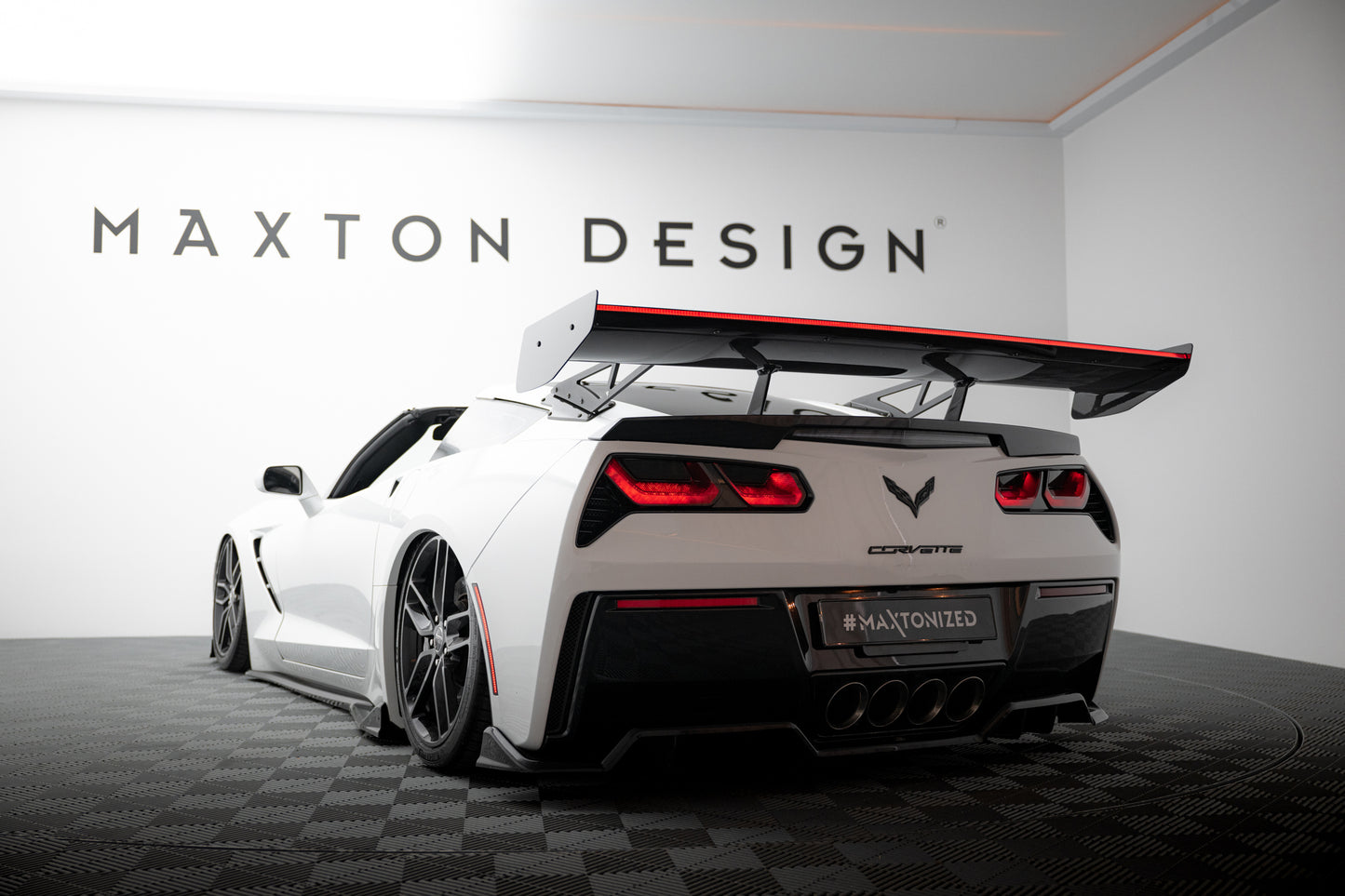 Carbon Spoiler With Upper Swan Mounting + LED suitable for Chevrolet Corvette Stingray / Grand Sport C7