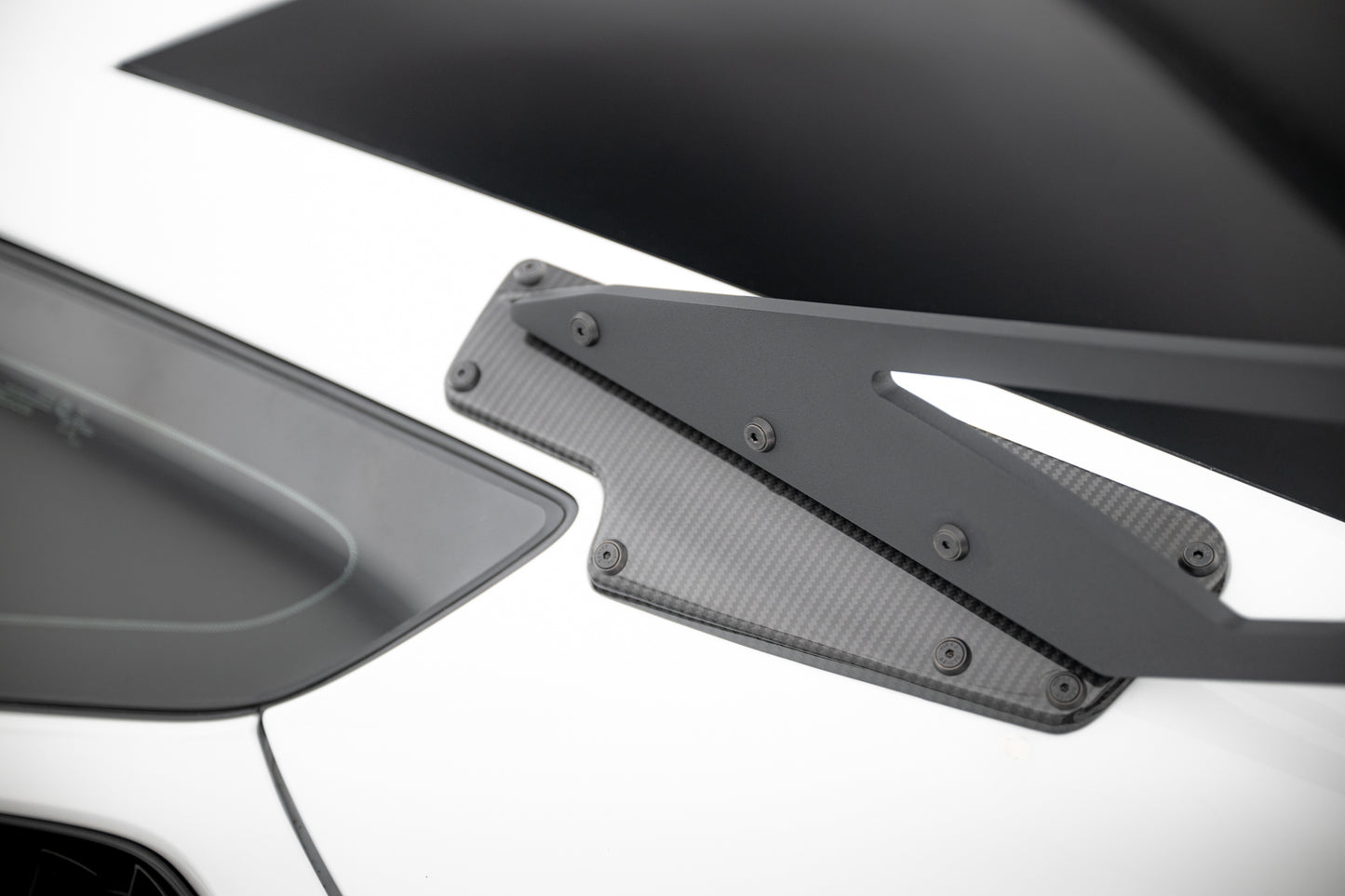 Carbon Spoiler With Upper Swan Mounting  suitable for Chevrolet Corvette Stingray / Grand Sport C7