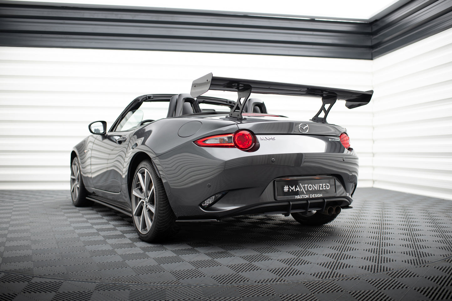 Karbonowy Spoiler JDM Style pasujący do Mazda MX-5 ND (Mk4)