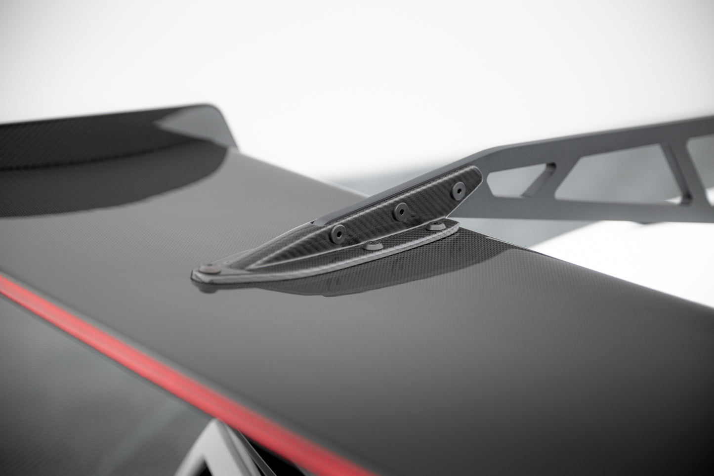 Carbon Spoiler With Upper Swan Mounting + LED suitable for Chevrolet Corvette Stingray / Grand Sport C7
