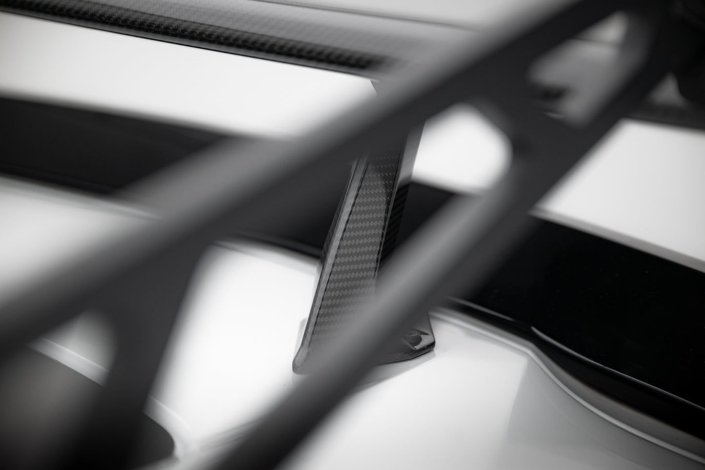 Carbon Spoiler With Upper Swan Mounting  suitable for Chevrolet Corvette Stingray / Grand Sport C7