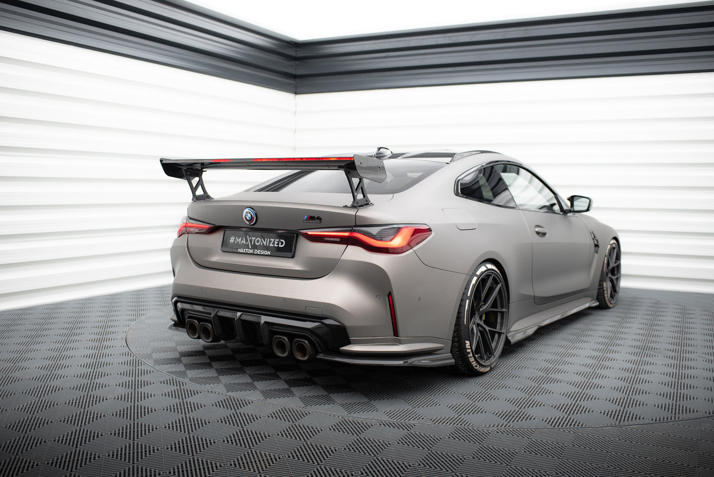 Carbon Spoiler With External Brackets Uprights + LED suitable for BMW M4 G82 / G82 Facelift / M440i / 4 M-Pack G22 / G22 Facelift