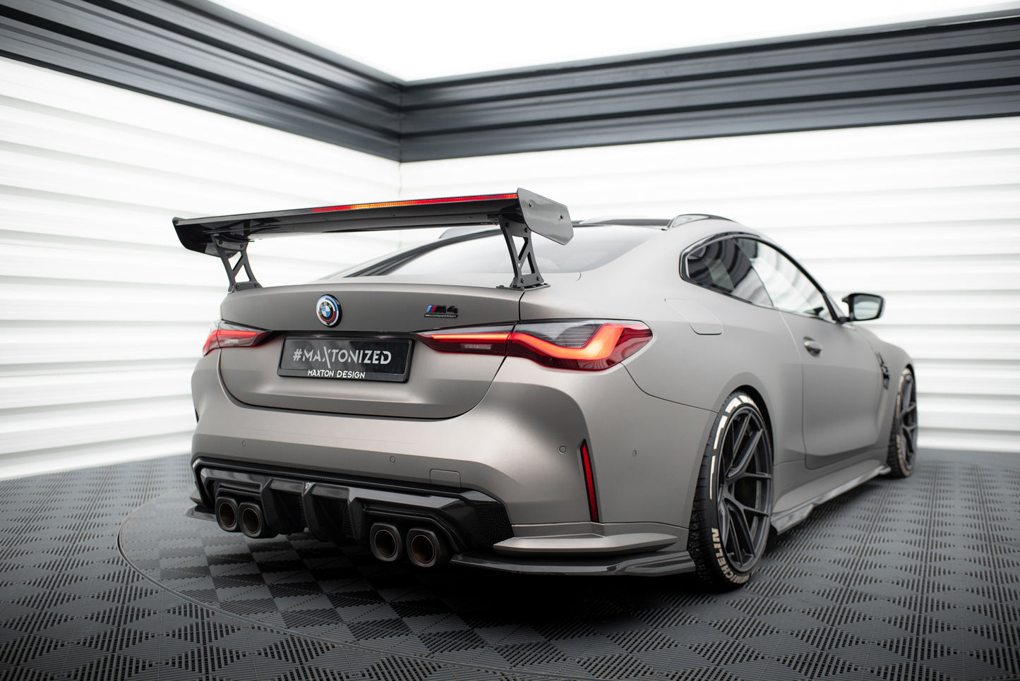 Carbon Spoiler With External Brackets Uprights + LED suitable for BMW M4 G82 / G82 Facelift / M440i / 4 M-Pack G22 / G22 Facelift