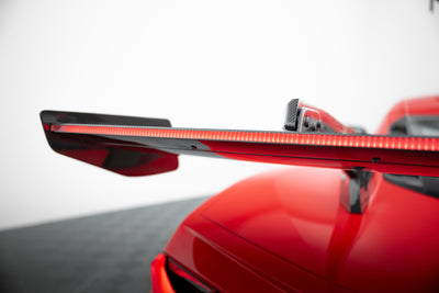 Karbonowy Spoiler + LED pasujący do Chevrolet Corvette C8