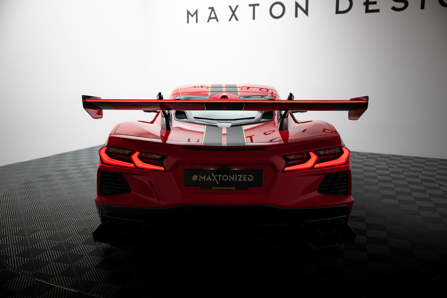 Karbonowy Spoiler + LED pasujący do Chevrolet Corvette C8