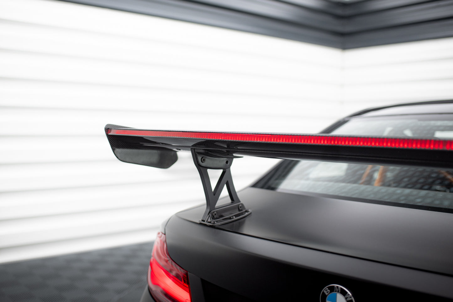 Carbon Spoiler With Internal Brackets Uprights + LED suitable for BMW M2 F87 / 2 / 2 M-Pack F22