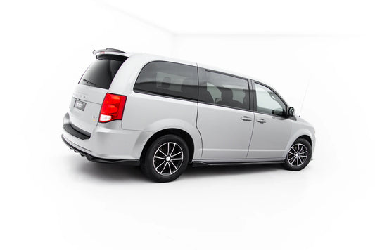 Dokładki Progów Dodge Grand Caravan Mk5 Facelift