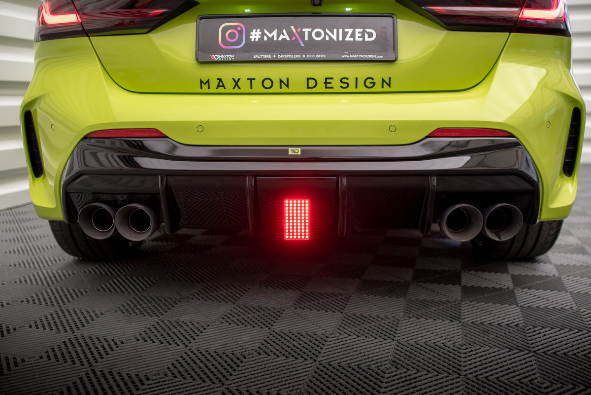 Dokładka Tylna V.3 + Wydech Milltek Sport pasujący do BMW 1 F40 M135i