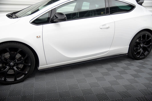 Rajouts Des Bas De Caisse Opel Astra OPC GTC J