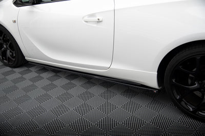 Rajouts Des Bas De Caisse Opel Astra OPC GTC J