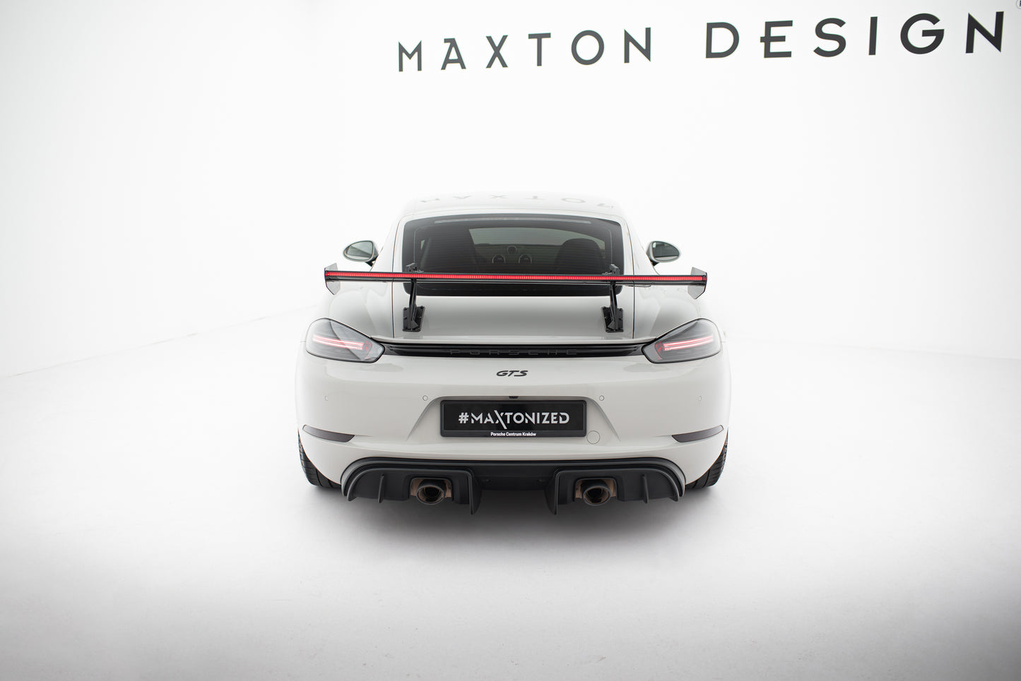 Karbonowy Spoiler Z Górnymi Mocowaniami V.2 + LED suitable for Porsche 718 Cayman 982c