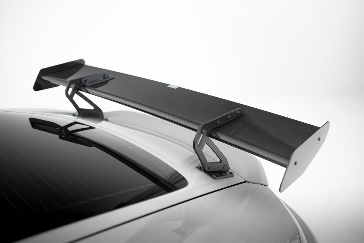 Carbon Spoiler With Upper Swan Mounting V.1 + LED suitable for Porsche 718 Cayman 982c