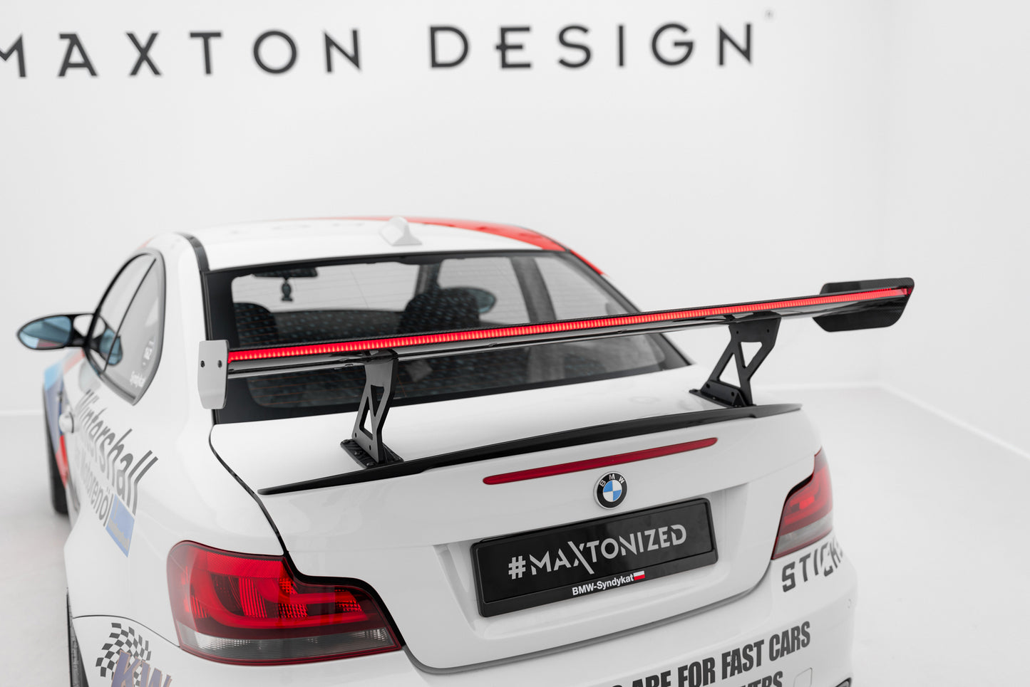 Carbon Spoiler With Internal Brackets Uprights V.1 + LED suitable for BMW 1 M E82