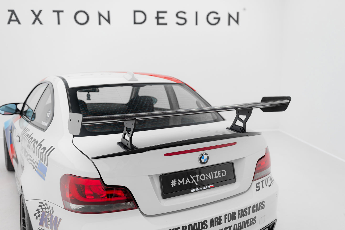 Karbonowy Spoiler Z Wewnętrznymi Wspornikami V.2 pasujący do BMW 1M E82 