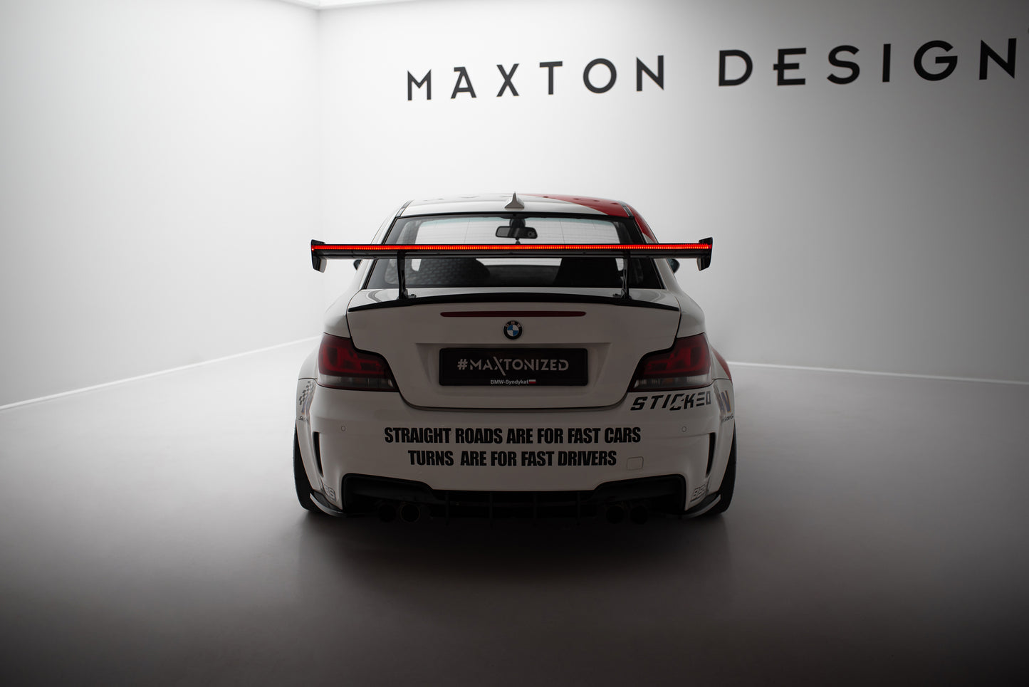 Carbon Spoiler With Internal Brackets Uprights V.2 + LED suitable for BMW 1 M E82