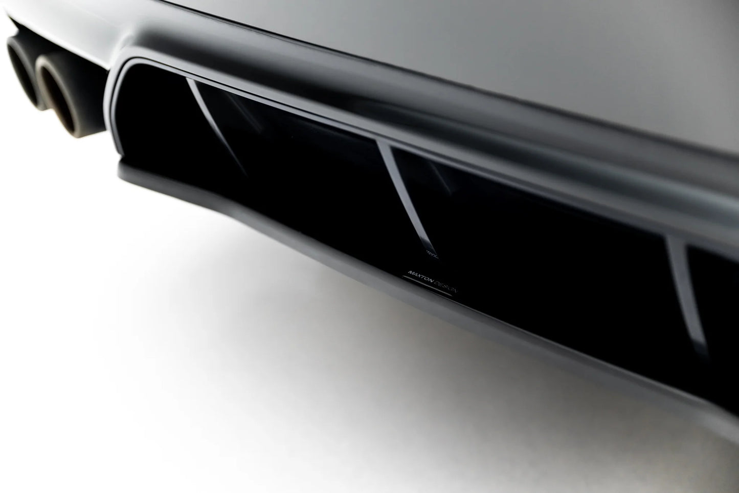 Splitter Tylny BMW M5 F90