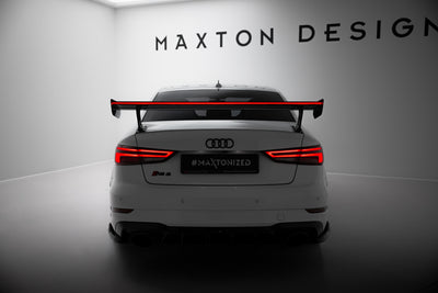 Karbonowy Spoiler Z Zewnętrznymi Wspornikami + LED pasujący do Audi A3 / A3 S-Line / S3 / RS3 Sedan 8V / 8V Facelift