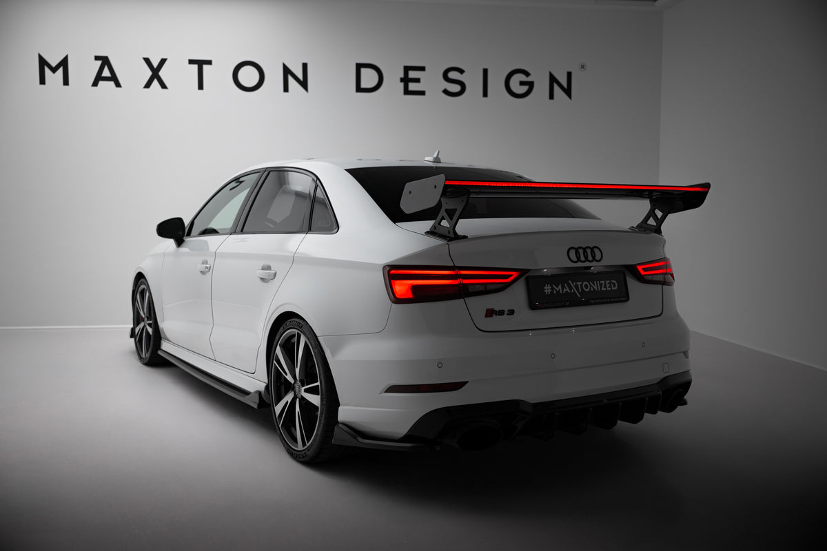 Karbonowy Spoiler Z Zewnętrznymi Wspornikami + LED pasujący do Audi A3 / A3 S-Line / S3 / RS3 Sedan 8V / 8V Facelift