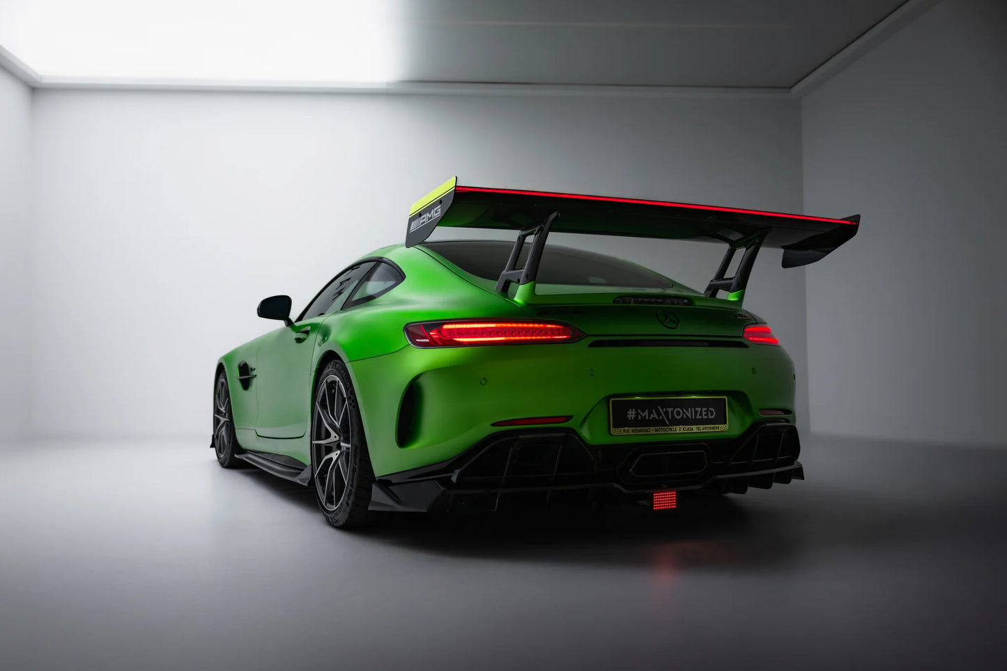 Carbon Spoiler + LED Mercedes-AMG GTR C190 Facelift