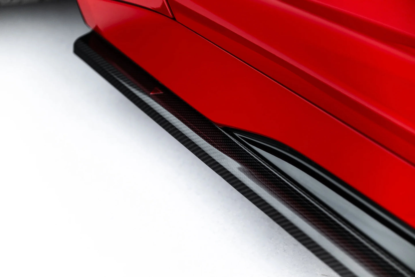 Prepreg Carbon Fiber Side Skirts suitable for Audi RS6 C8 / C8 Facelift