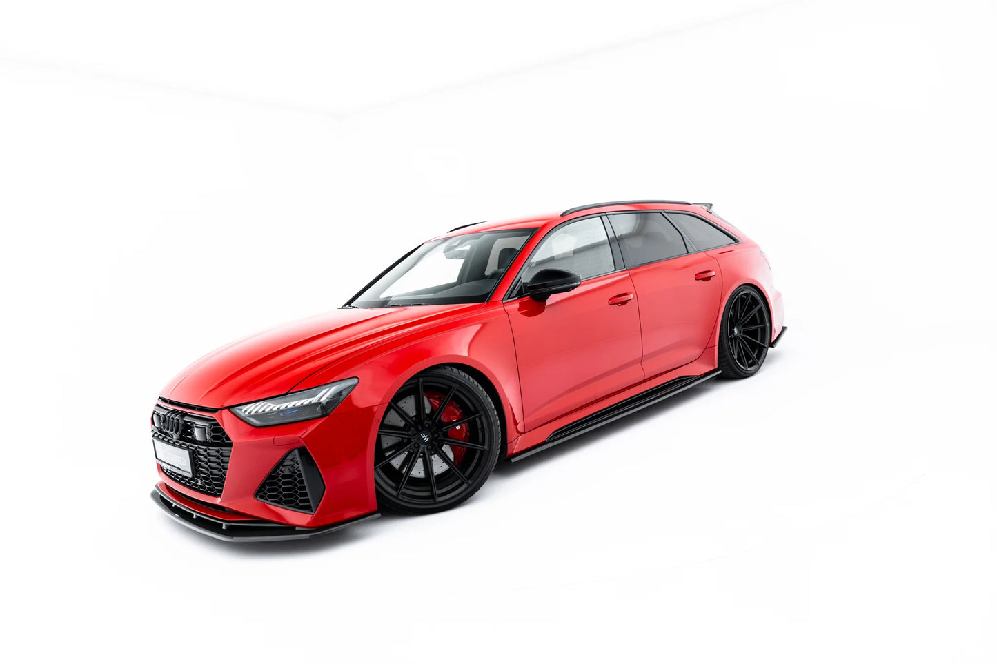 Prepreg Carbon Fiber Side Skirts suitable for Audi RS6 C8 / C8 Facelift