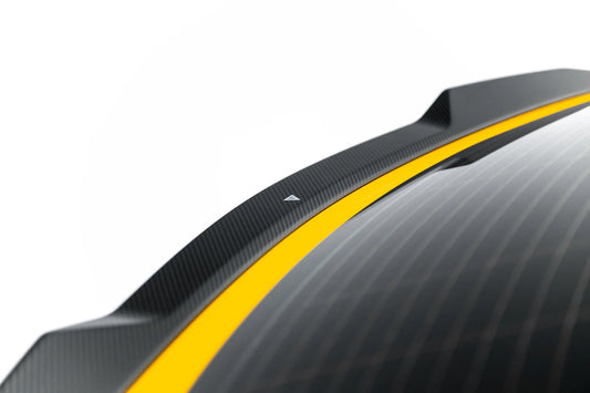 Karbonowy Spoiler Tylnej Klapy (Dolny) Prepreg Lamborghini Urus Mk 1