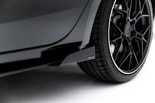 Street Pro Rajouts Des Bas De Caisse + Flaps compatible avec Cupra Leon ST / Hatchback Mk1 Facelift