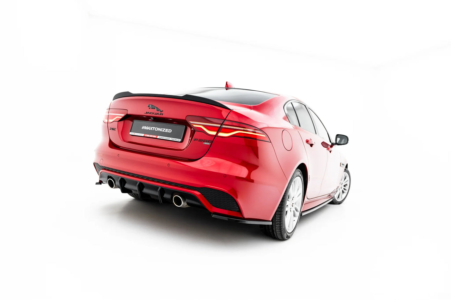 Splittery Tylne Boczne Jaguar XE R-Dynamic X760 Facelift