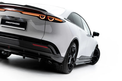 Hinten Splitter (mit einem vertikalem balken) passend für Mazda 6e Mk1