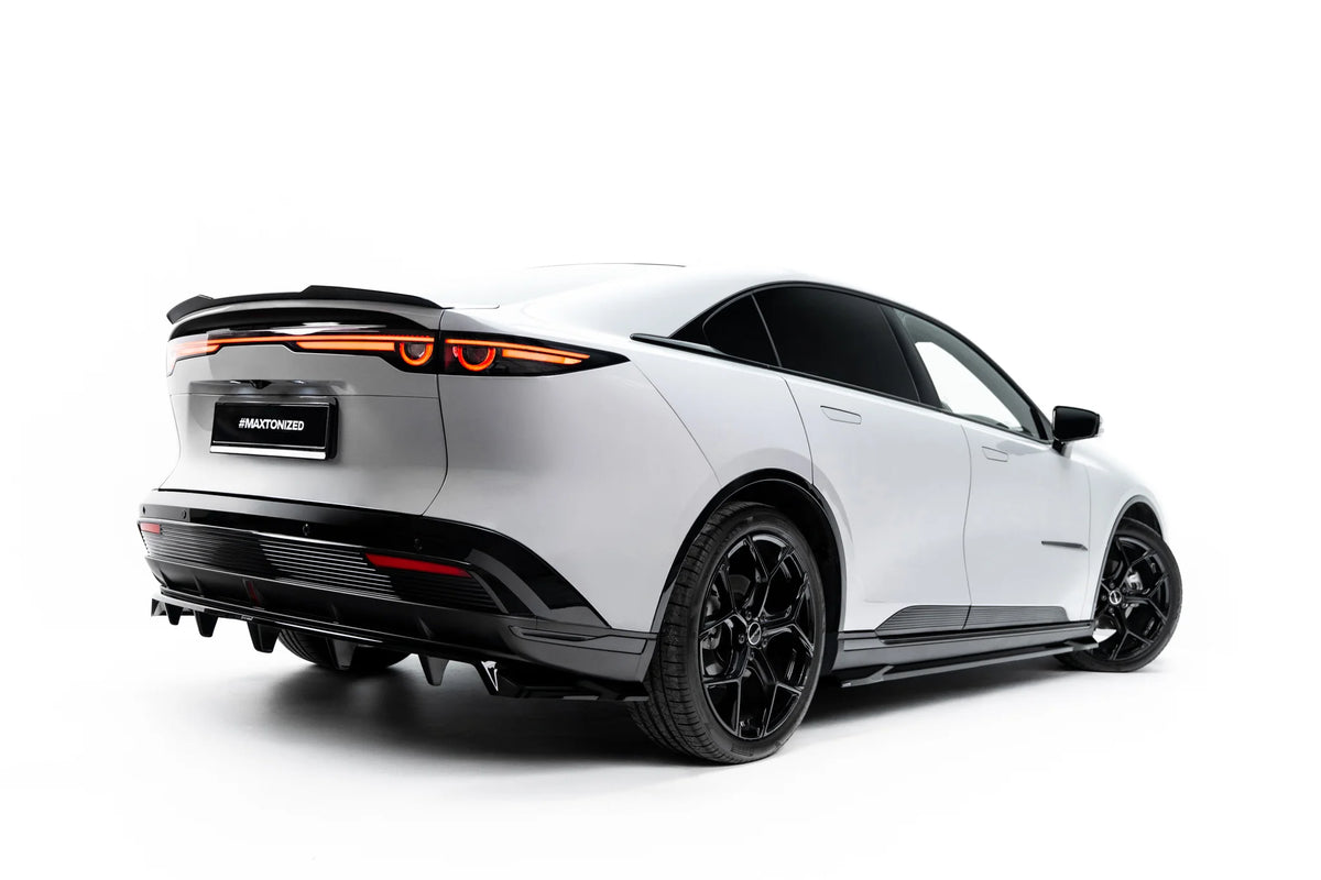 Hinten Splitter (mit einem vertikalem balken) passend für Mazda 6e Mk1