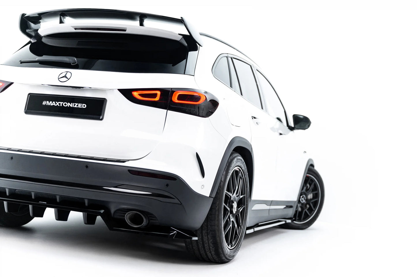 Zestaw Splitterów pasujący do Mercedes-AMG GLA 35 H247
