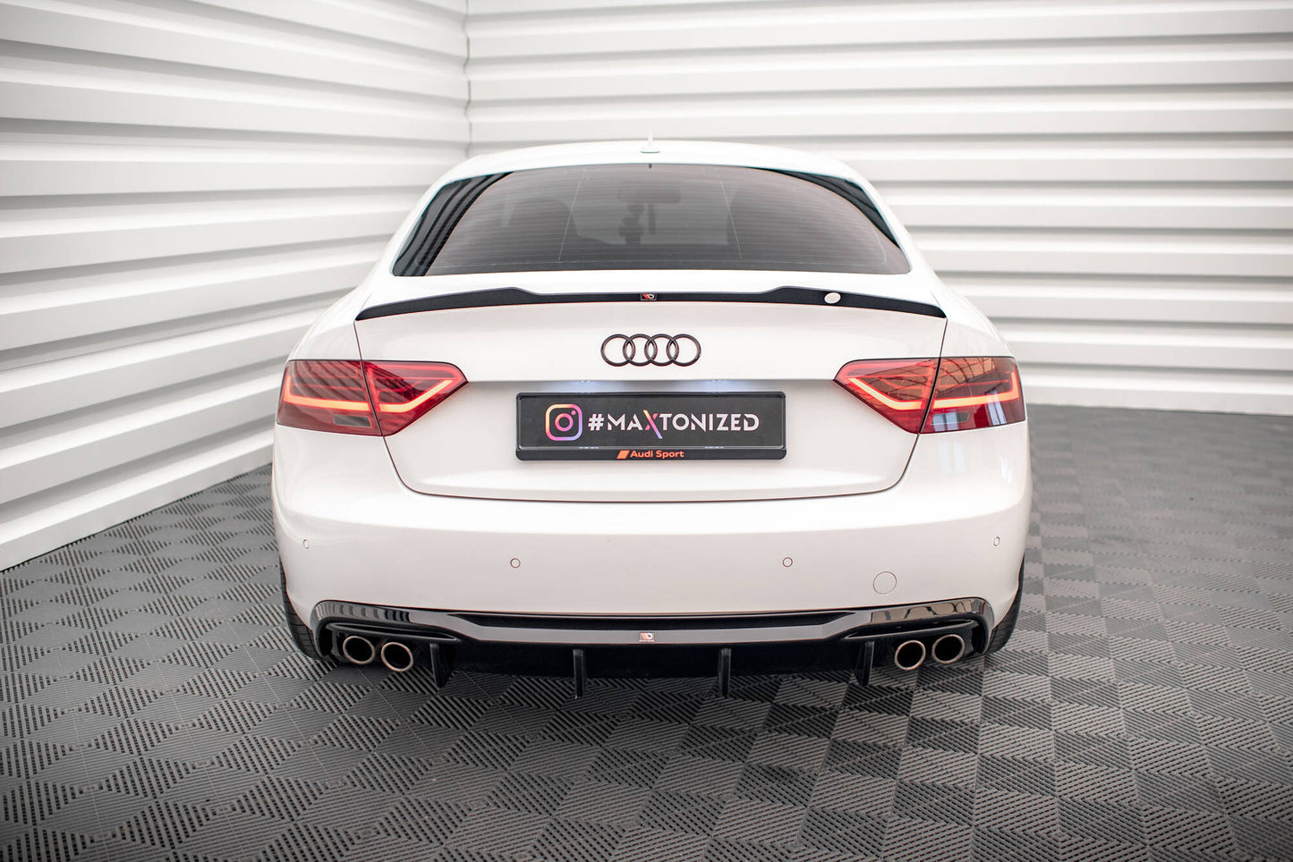 Rear Valance Audi A5 Coupe 8T Facelift (Version with dual exhausts on both sides)