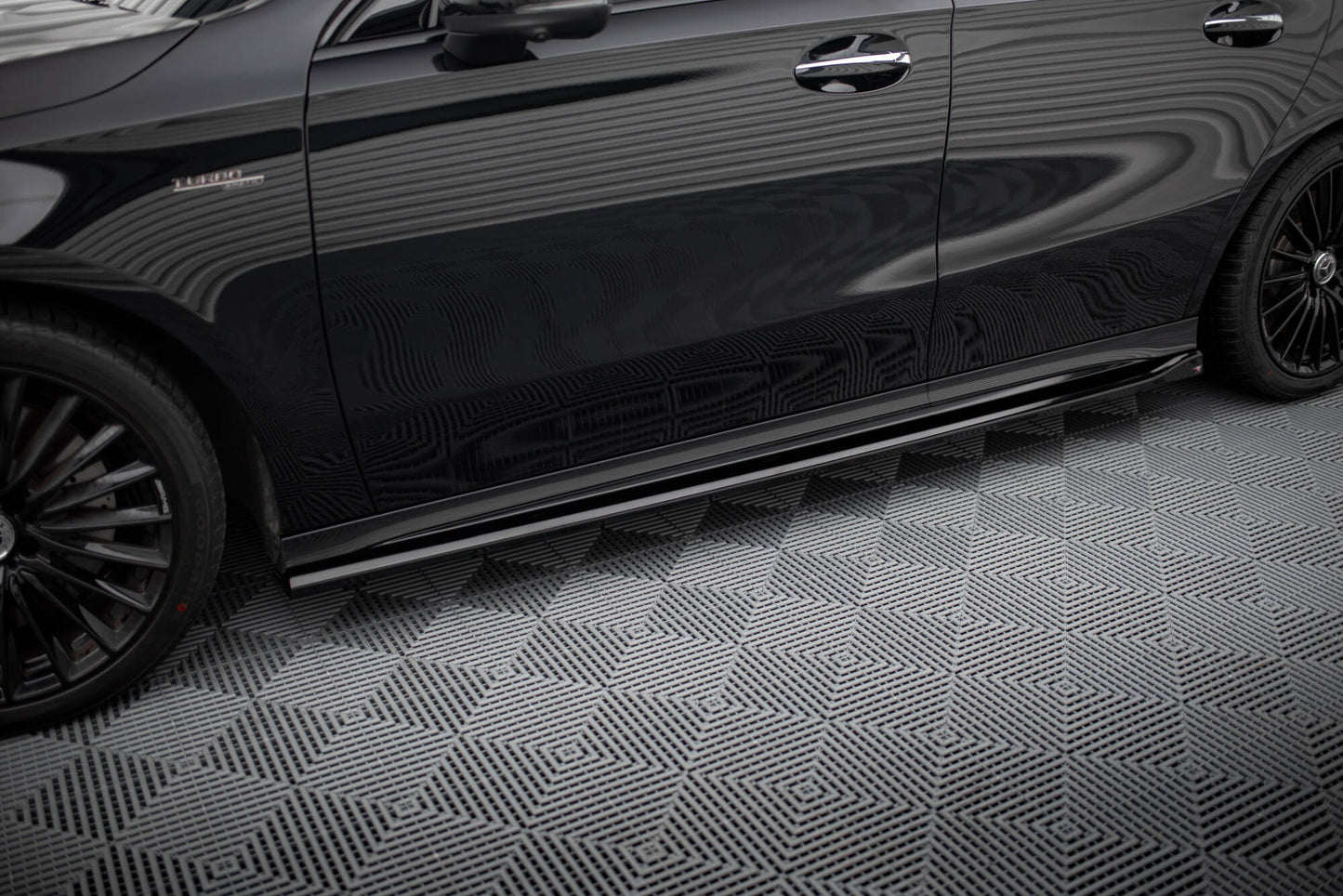 Side Skirts Diffusers Mercedes-AMG A35 / A AMG-Line W177 Facelift