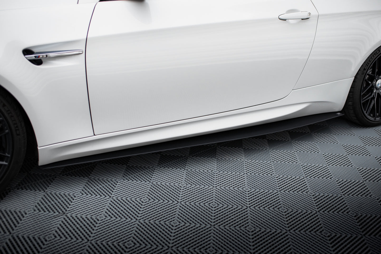 RACING SIDE SKIRTS DIFFUSERS BMW M3 E92 / E93 (PREFACE MODEL)