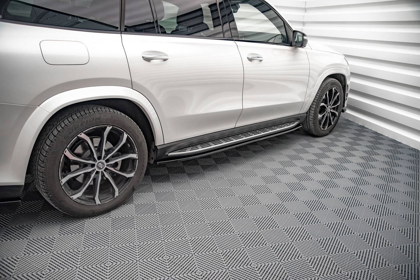 Side Skirts Diffusers V.1 Mercedes-Benz GLS AMG-Line X167