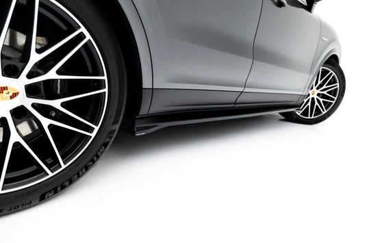 Side Skirts Diffusers V.1 Porsche Cayenne SUV / Coupe Mk3 Facelift