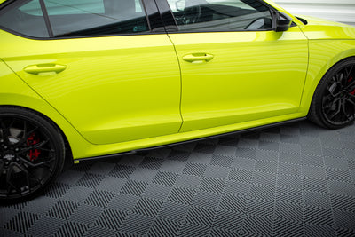 Side Skirts Diffusers V.1 Skoda Octavia RS Liftback / Combi Mk4