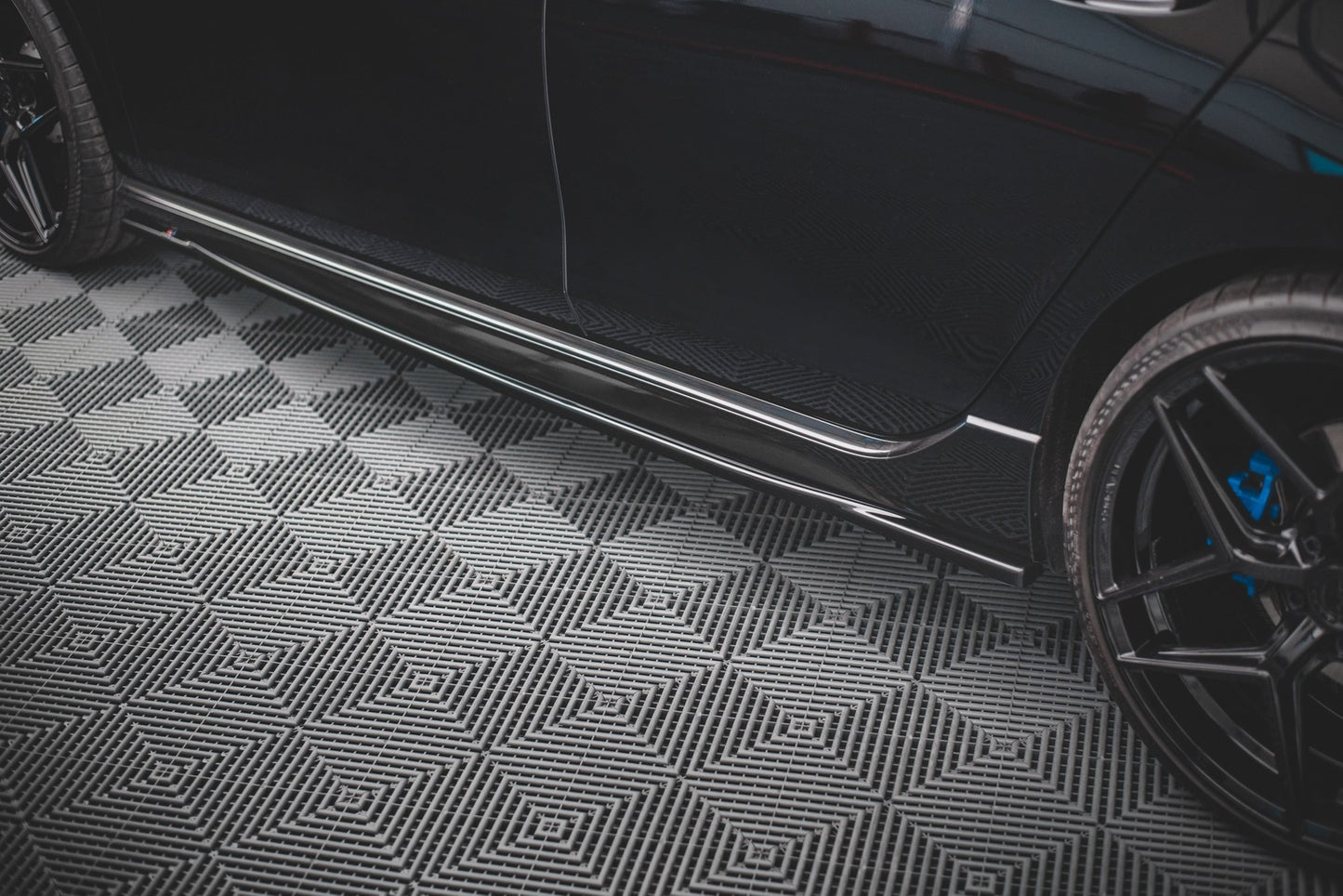 Side Skirts Diffusers V.1 Volkswagen Golf R Hatchback Mk8