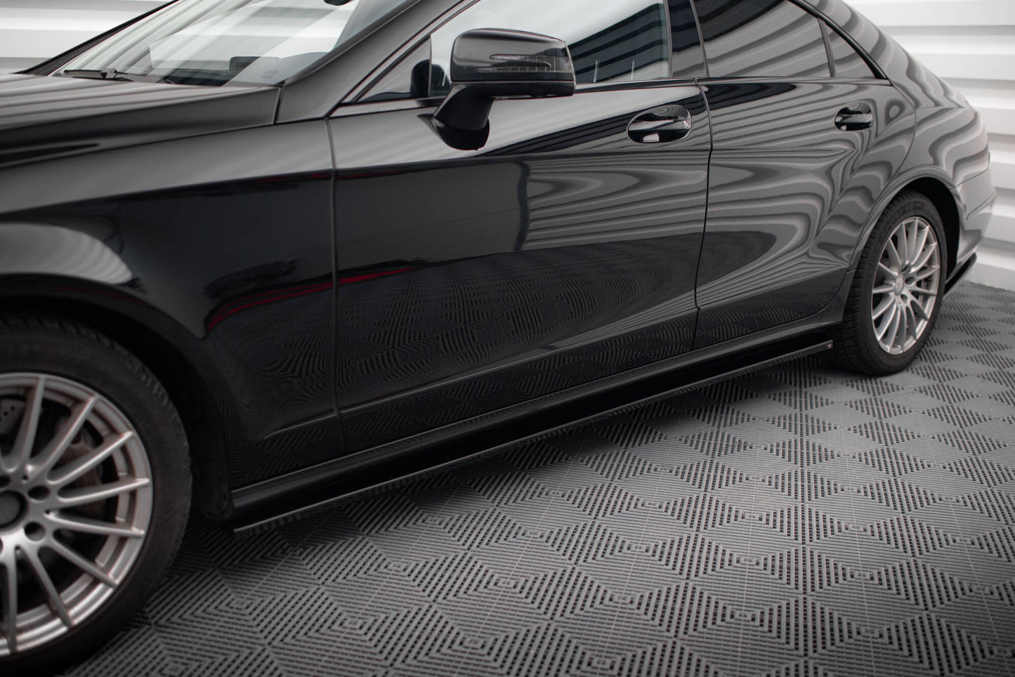 Side Skirts Diffusers V.2 Mercedes-Benz CLS C218 / C218 Facelift