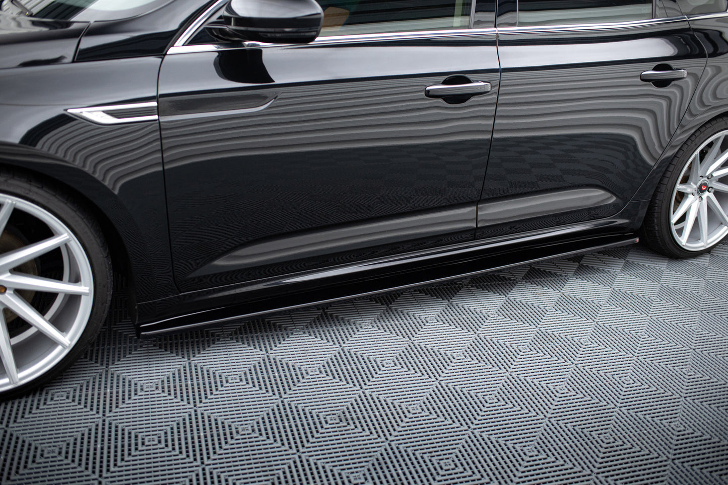 Side Skirts Diffusers Renault Talisman